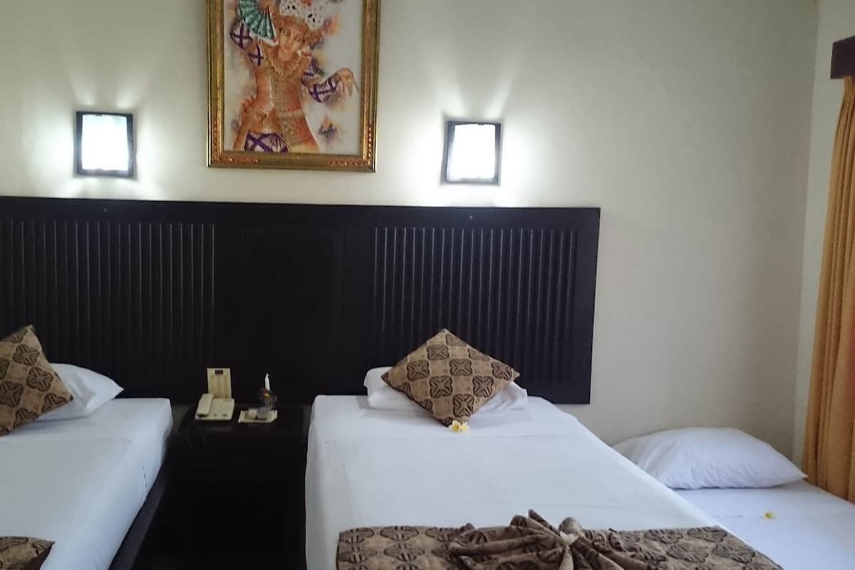 Superior Double or Twin Room, 1 Bedroom, Pool View | Premium bedding, minibar, in-room safe, desk