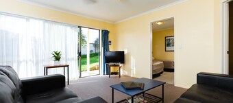 Elliotts Kapiti Coast Motor Lodge