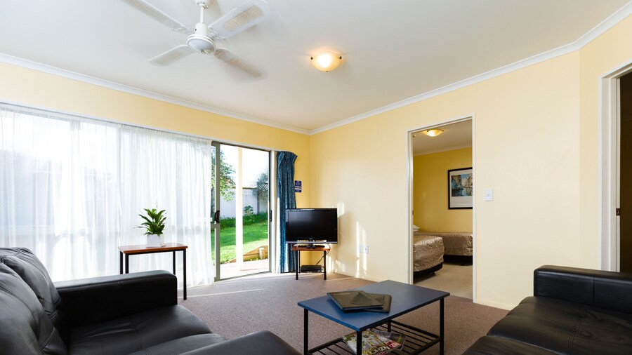 Elliotts Kapiti Coast Motor Lodge