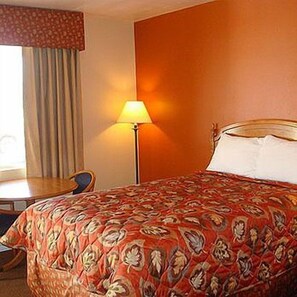 King Room | Desk, iron/ironing board, free WiFi, bed sheets