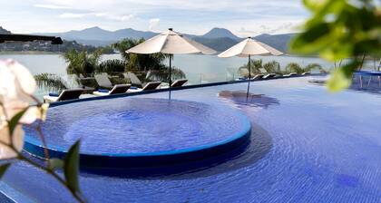 El Santuario Resort & Spa