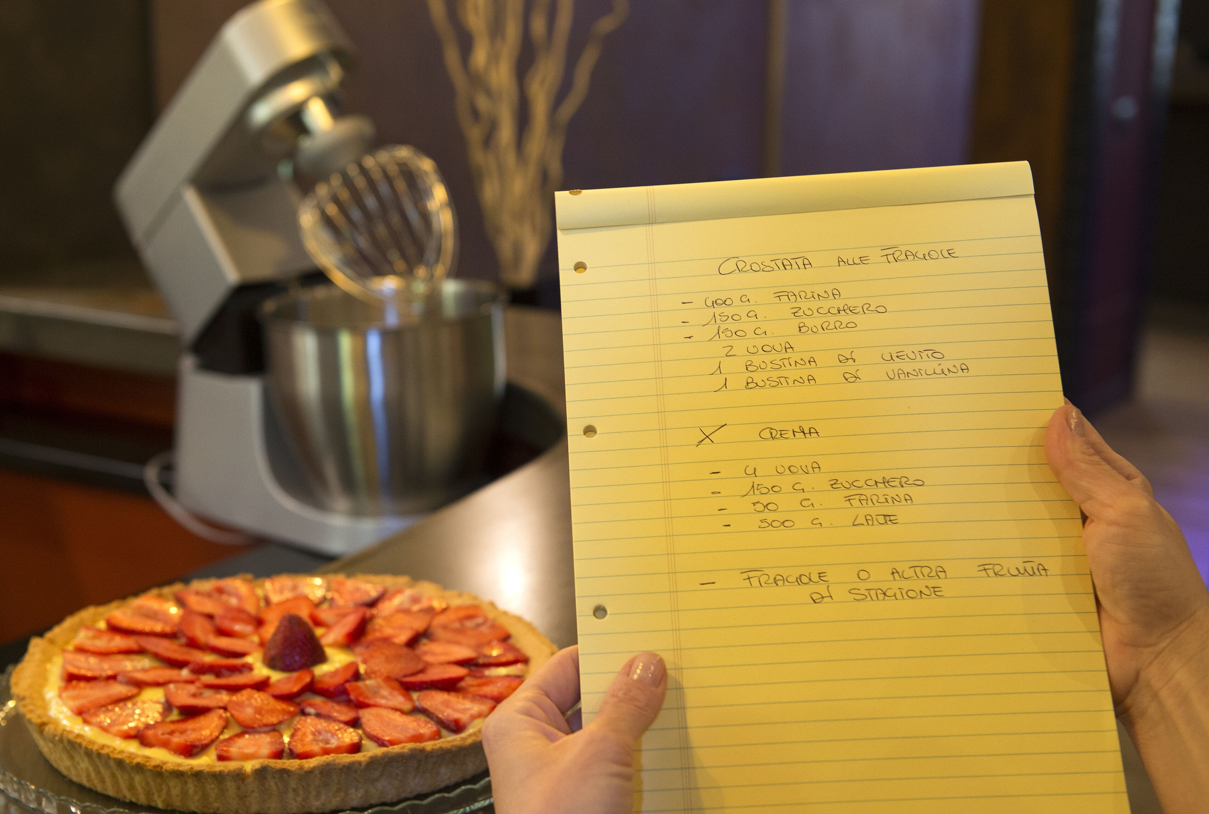 daily continental breakfast (eur 5 per person)