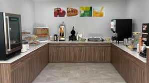 Free daily full breakfast 