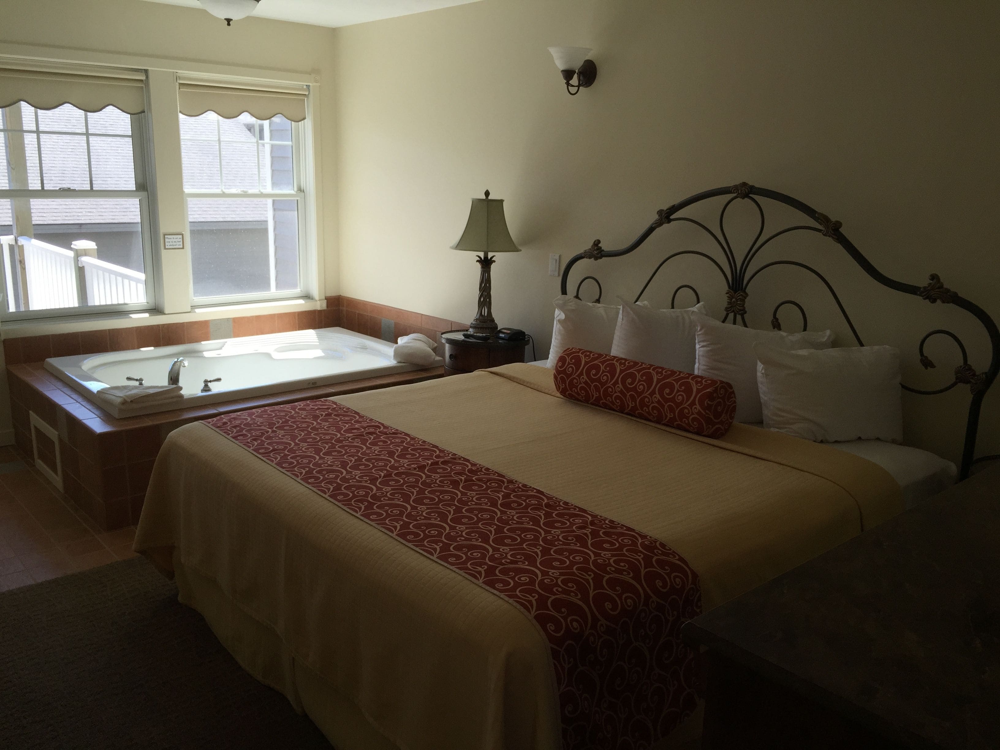 suite, 1 bedroom | free wifi, bed sheets