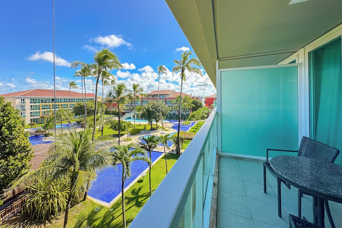 Luxury Room Pool View | 迷你吧、客房內保險箱、遮光布/窗簾、隔音