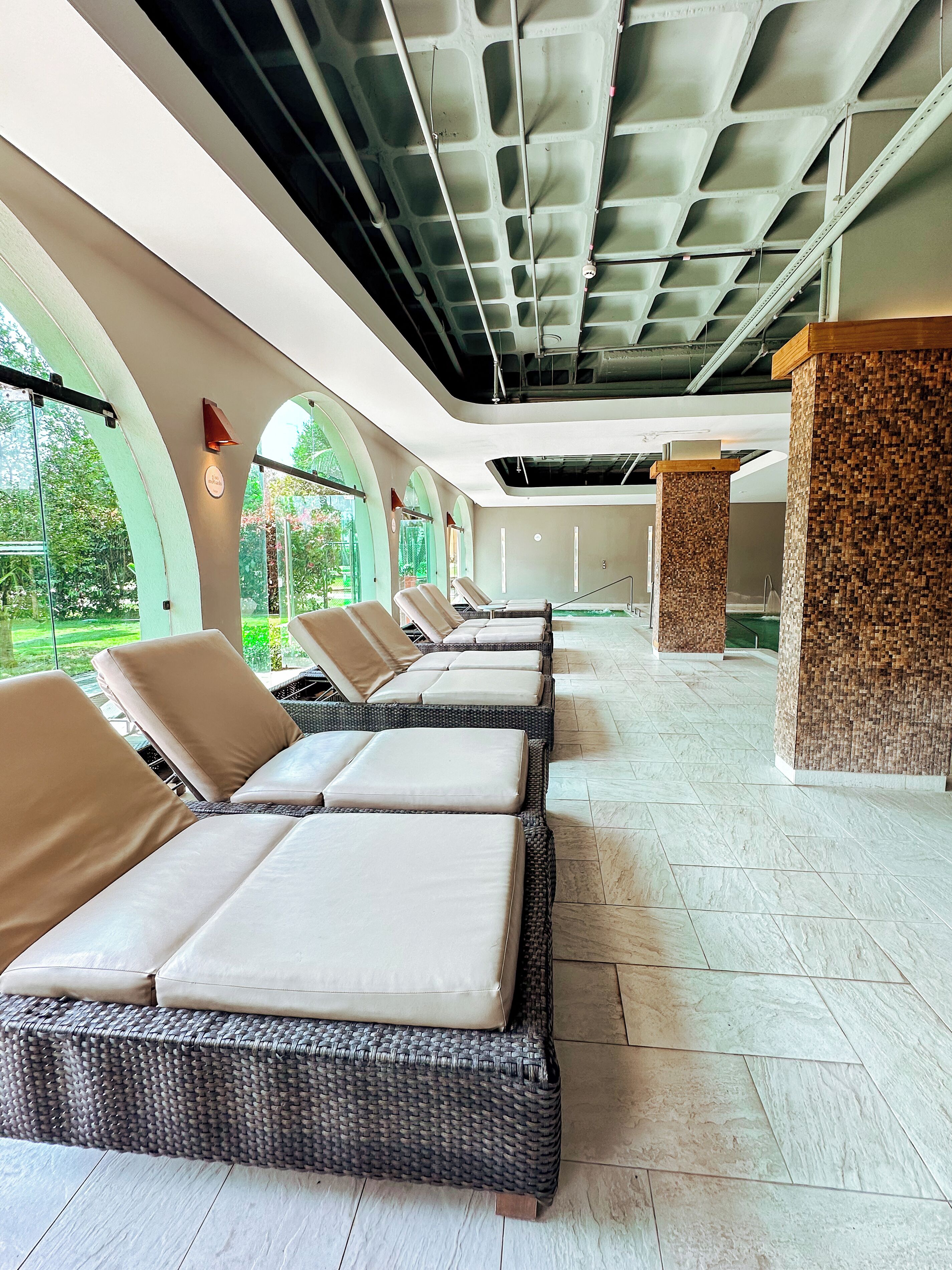 Couples treatment room(s), sauna, body treatments, hydrotherapy