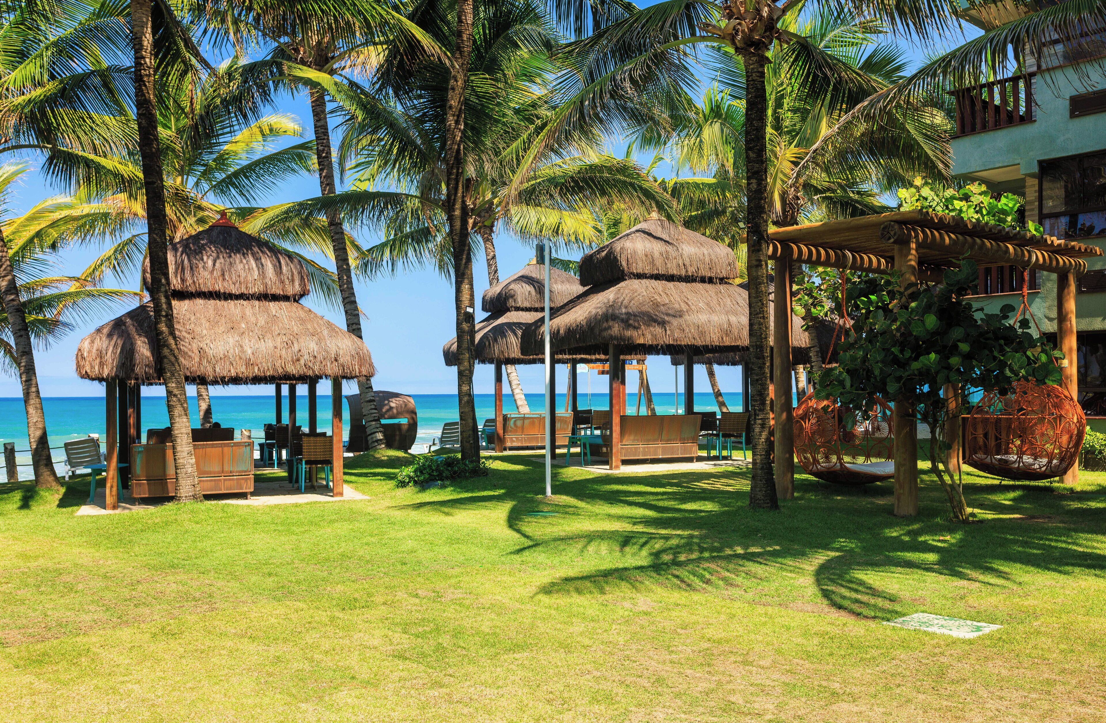 Private beach, white sand, free beach cabanas, sun-loungers