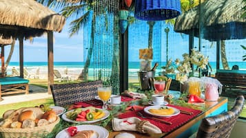 Se sirven desayunos, almuerzos y cenas