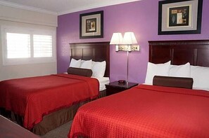 Iron/ironing board, cots/infant beds