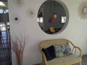 Interior - Stars Marseille (La Penne Sur Huveaune)