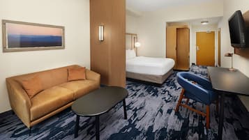 Premium bedding, in-room safe, desk, blackout drapes