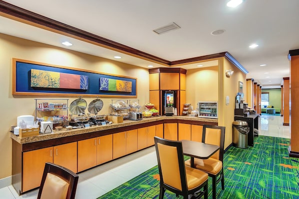 Free daily buffet breakfast