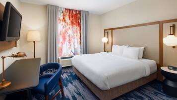 1 bedroom, premium bedding, in-room safe, desk