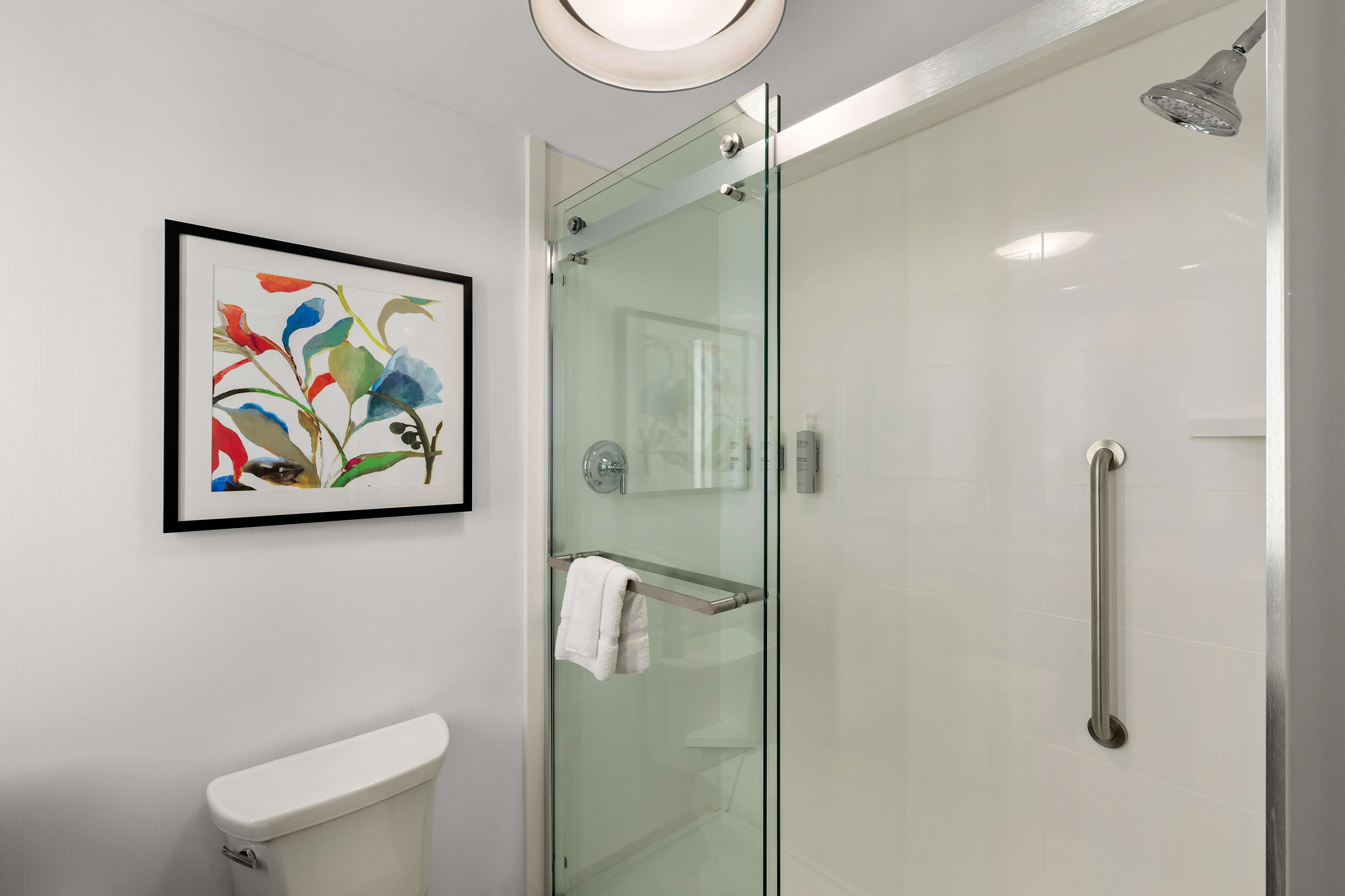 two queens | bathroom shower