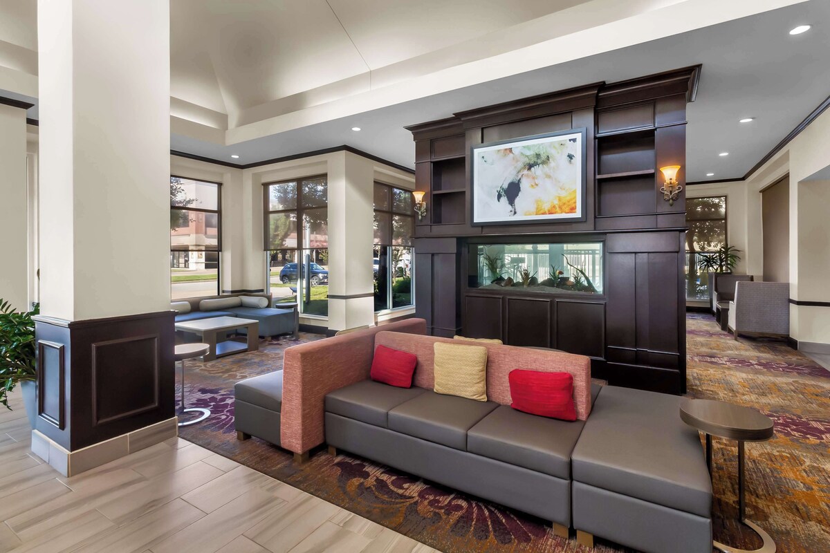 Photo 5 of ACP Hotel Houston Westchase, MOD Collection by Sonesta
