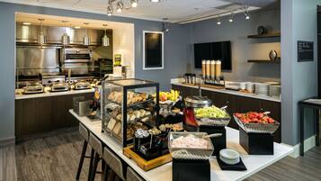 Ferdiglaget frokost hver dag (mot et tillegg)