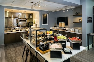Daily cooked-to-order breakfast for a fee