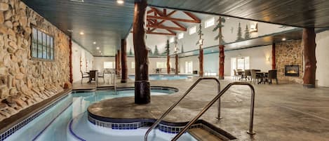 Indoor spa tub