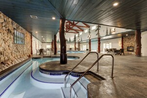 Bañera de hidromasaje interior