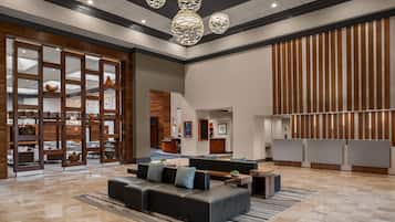 Lobby lounge