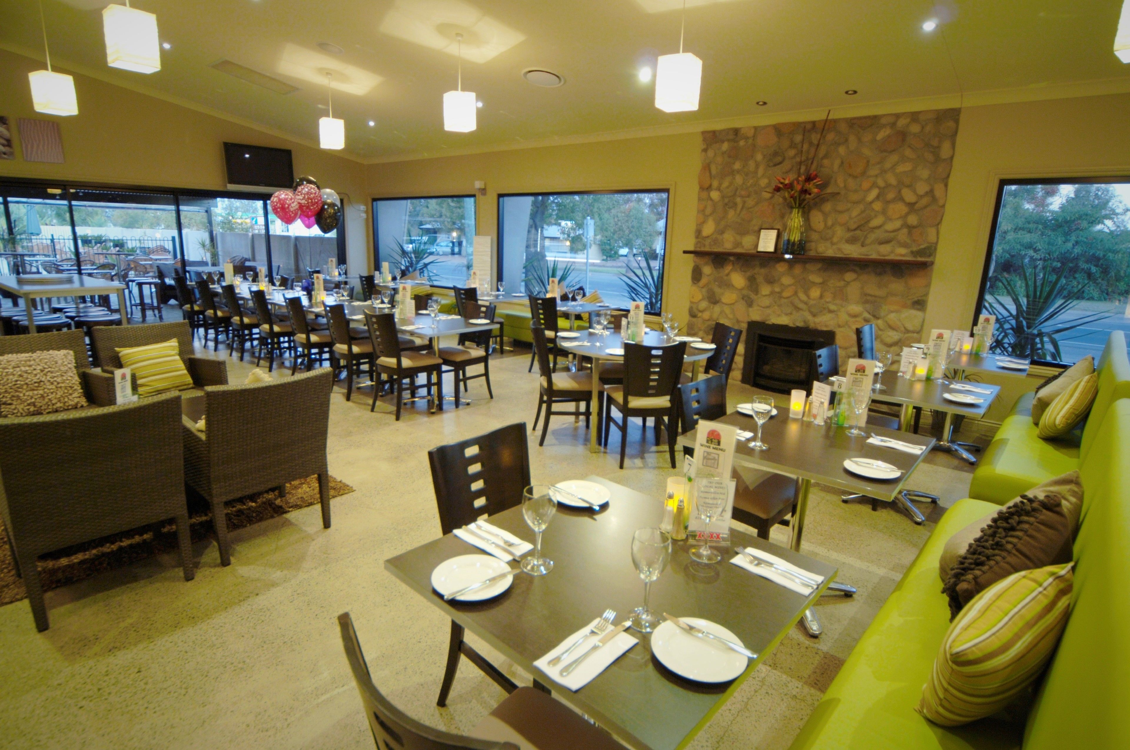 breakfast and dinner served, regional cuisine