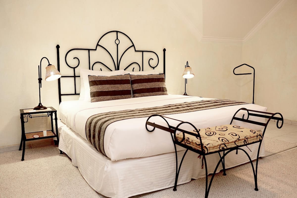4 chambres, literie de qualité supérieure, couette en duvet d'oie