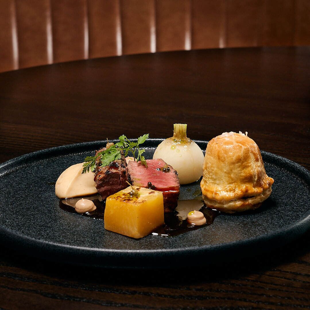 breakfast, dinner and brunch served