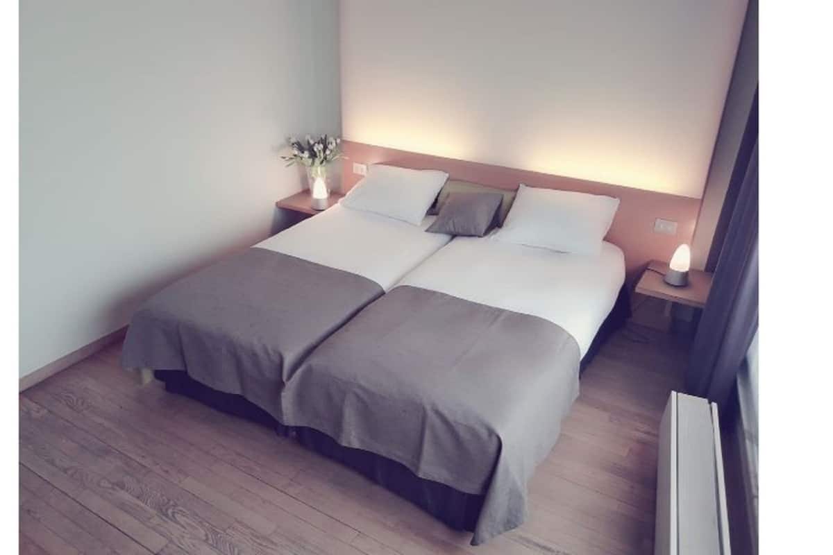 Chambre Supérieure avec lits jumeaux | Vue sur la ville