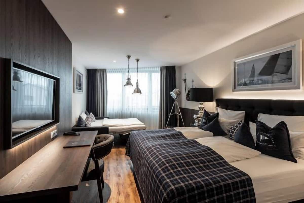 1 bedroom, minibar, in-room safe, individually decorated