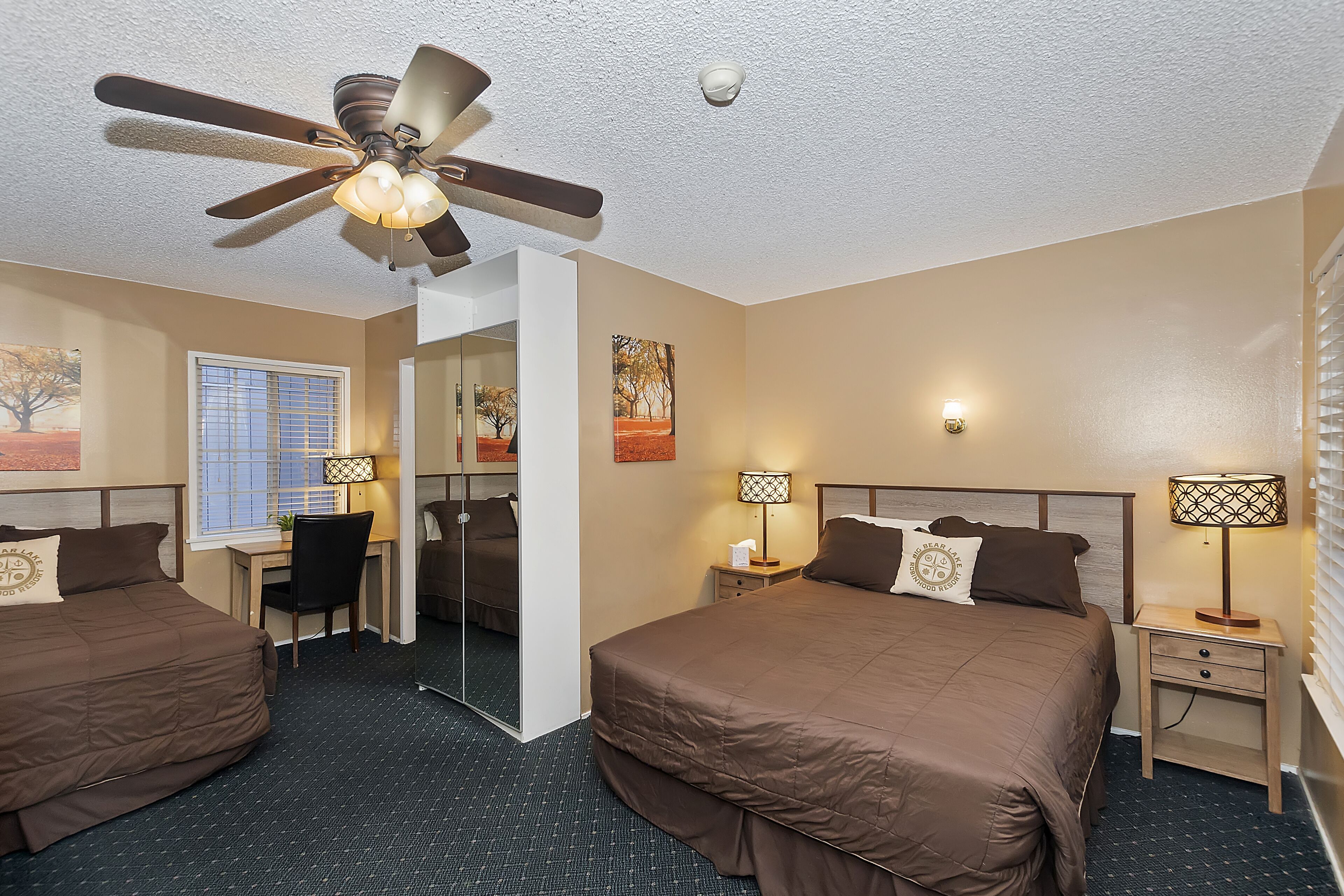 Standard Double Room | Iron/ironing board, free WiFi, bed sheets