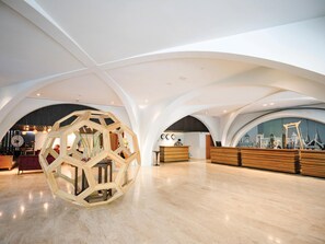 Reception - DoubleTree by Hilton Sukhumvit Bangkok (Bangkok)