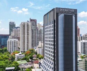 Exterior - DoubleTree by Hilton Sukhumvit Bangkok (Bangkok)