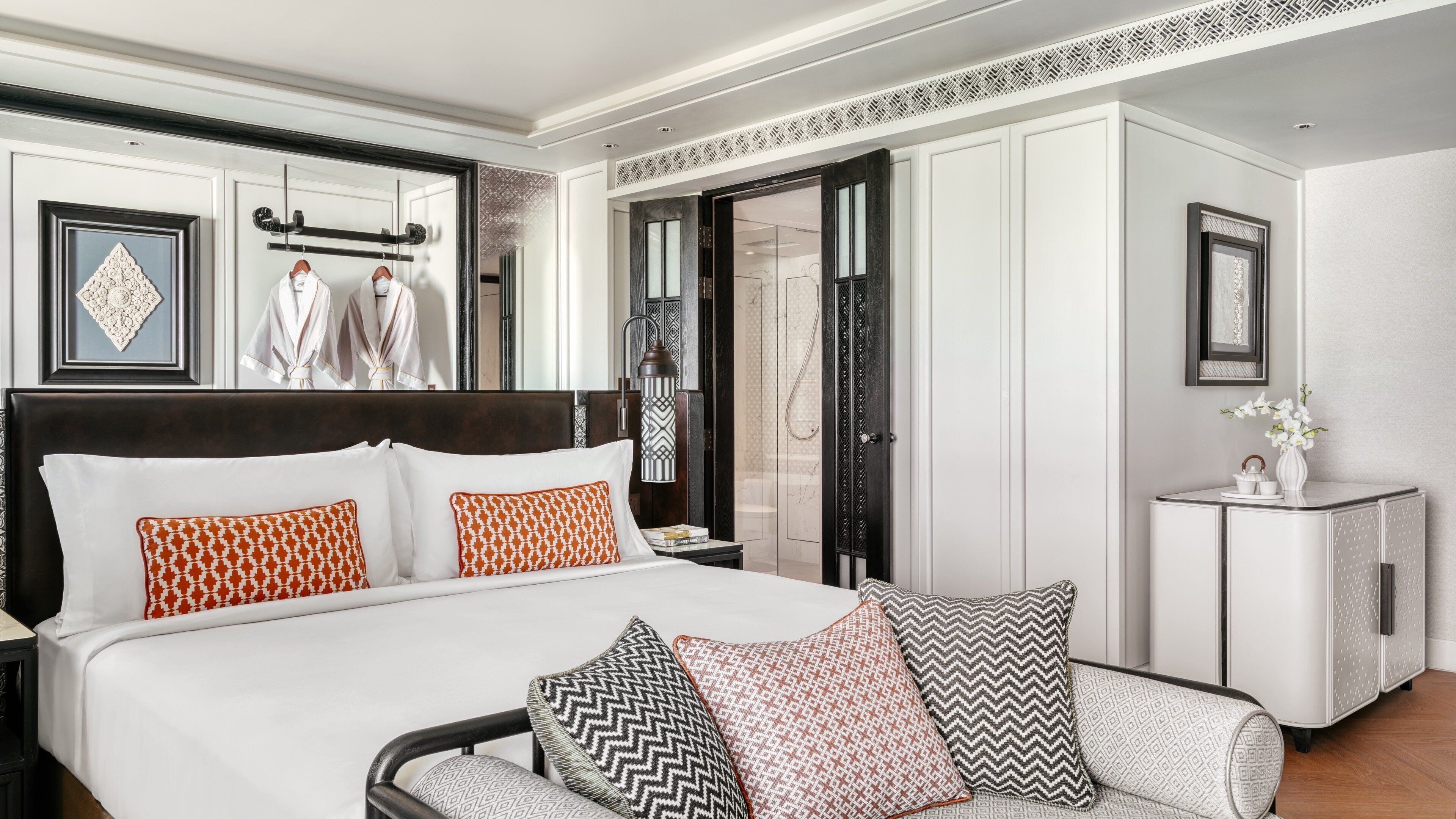 Premium bedding, minibar, in-room safe, laptop workspace