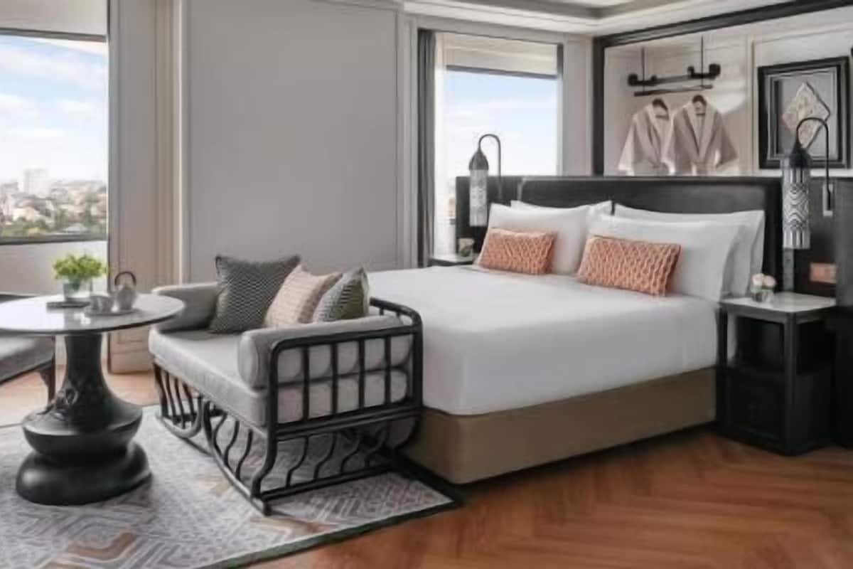 Premium bedding, minibar, in-room safe, laptop workspace