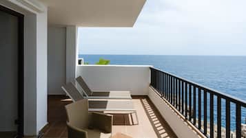 Beach/ocean view