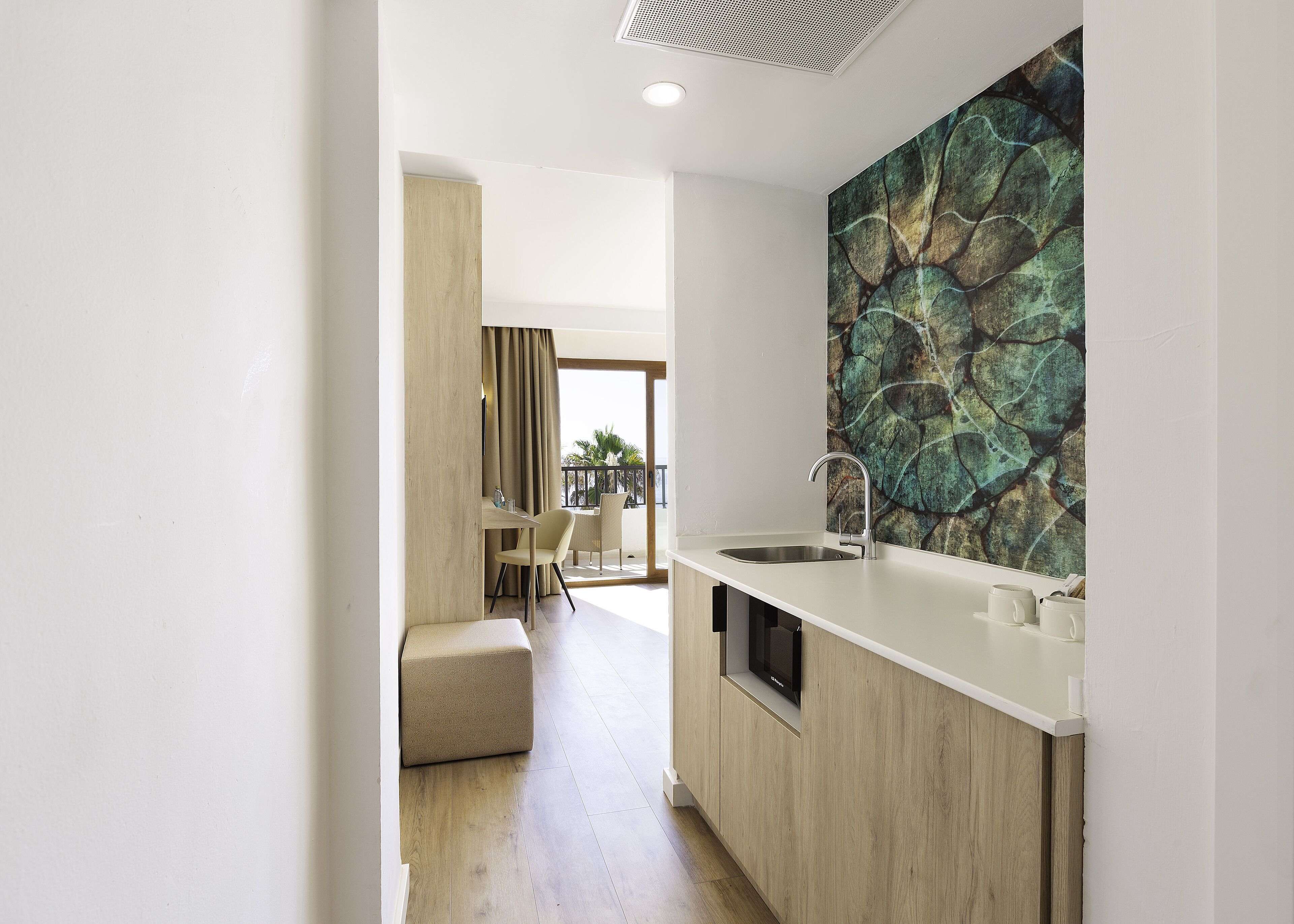 Suite, 1 soverom, sjøutsikt (3 Adults) | Eget tekjøkken | Minikjøleskap og mikrobølgeovn