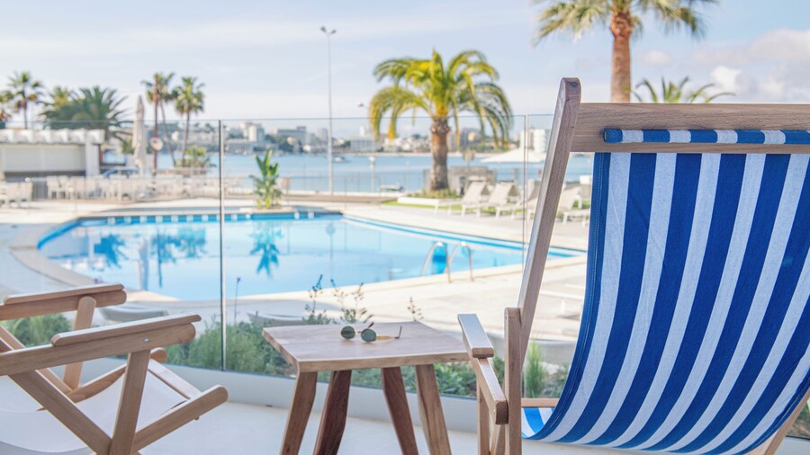 Suites Roc Portonova