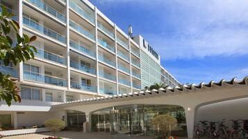 EntrĂ©e de lâhĂ©bergement