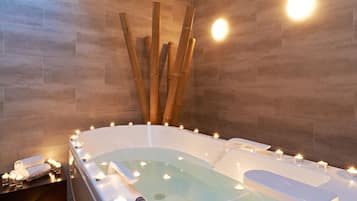 Sauna, vasca idromassaggio, bagno turco/hammam, trattamenti per il corpo