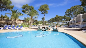 2 indoor pools, seasonal outdoor pool, pool umbrellas, sun loungers