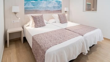 Caja de seguridad en la habitación, escritorio, cunas y wifi gratis