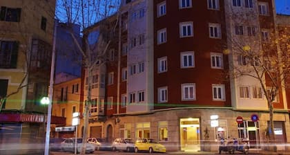 Hotel Amic Colón