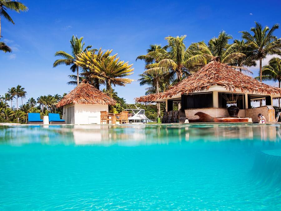 2 outdoor pools, pool umbrellas, pool loungers