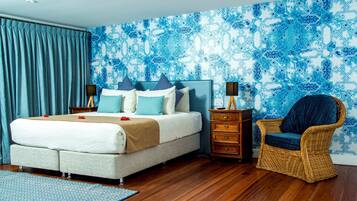 Penthouse, cÎté jardin | Coffres-forts dans les chambres, rideaux occultants