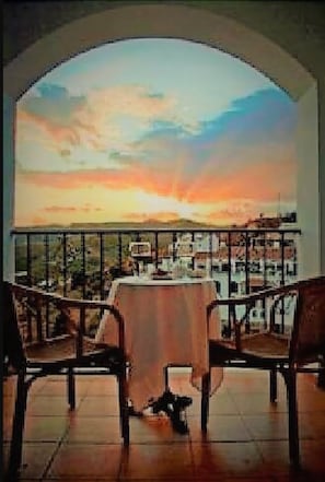 Double or Twin Room (with balcony or terrace) | Balcony