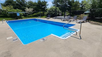 Seasonal outdoor pool