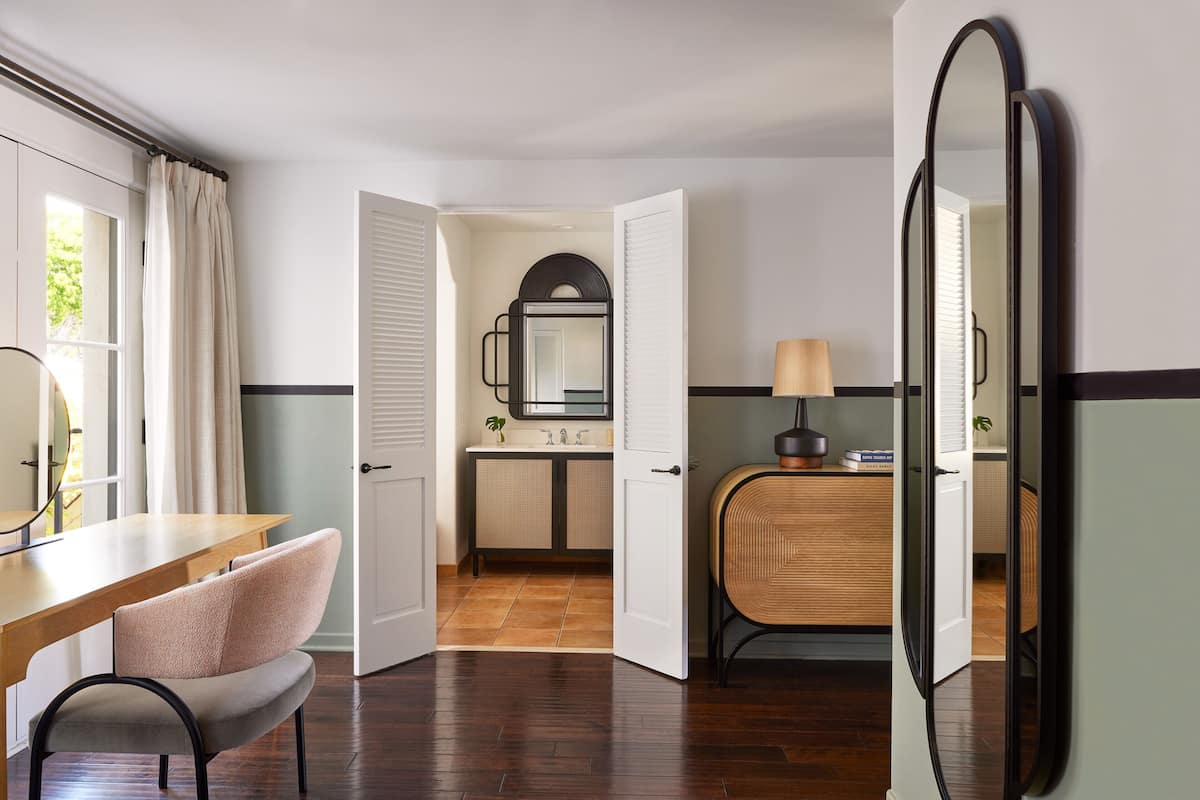 1 Schlafzimmer, italienische Bettbezüge von Frette