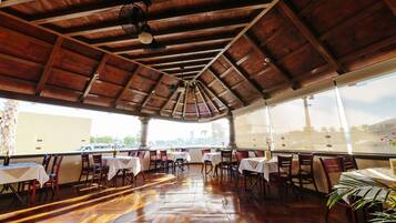 Bar (på overnattingsstedet)