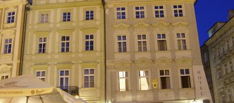 Old Town Square Residence by Emblem