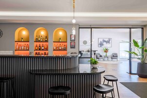 Bar (en la propiedad)